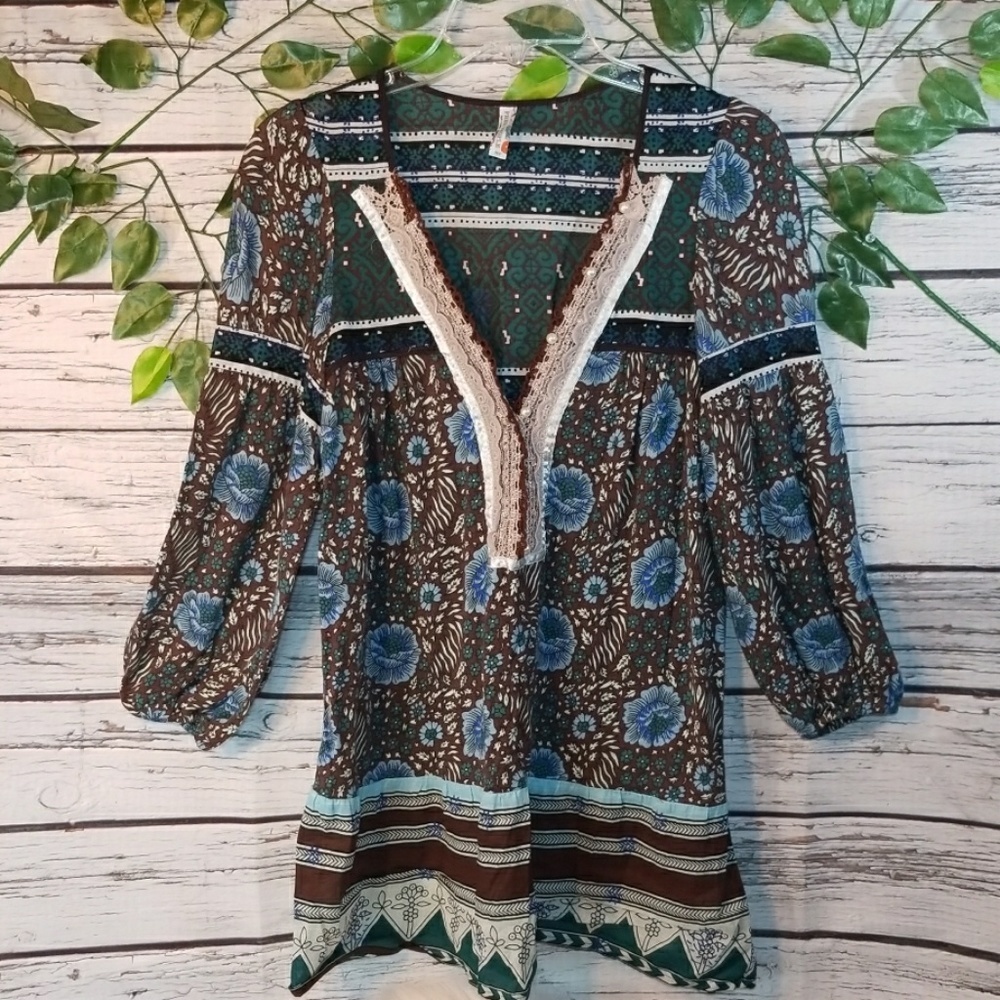 NWOT Free People pearl button lace tunic top sz S